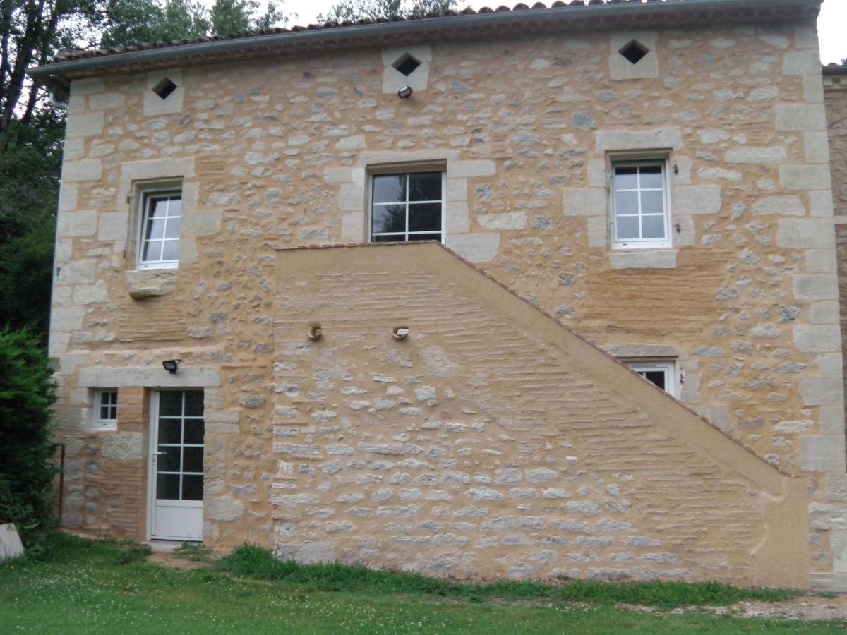 Location Meublee Au Milieu D'Un Ecrin De Verdure Aux Vieux Fours Noaillac Εξωτερικό φωτογραφία